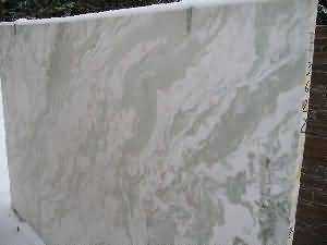 ����. Misty White Rose